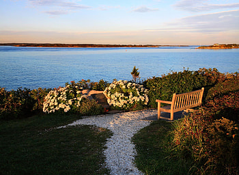 Private jet charter, Marthas Vineyard airport, Luxury travel, Exclusive experience HD wallpaper