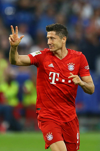 Robert Lewandowski, Footballers handsome, Pin em HD phone wallpaper