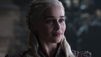 Emilia Clarke As Daenerys Targaryen Game Of Thrones Season 8, game-of-thrones-season-8, game-of-thrones, tv-shows, daenerys-targaryen HD wallpaper