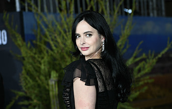 Krysten Ritter, Night Books film, Netflix production, Star appearance HD wallpaper