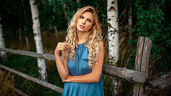 Her Fence, fences, cowgirls, ranch, blondes HD wallpaper