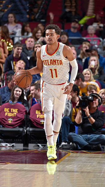 Trae Young , NBA player HD phone wallpaper