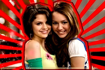 miley and selena bffs!!, hugging, selena, miley HD wallpaper