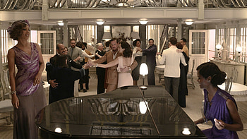 Death on the Nile, Luxe murder mystery, Holiday brochure aesthetic, Financial Times HD wallpaper