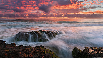Vivid sunrise at the beach in Gold Coast, Australia, waves, colors, clouds, sky, rocks HD wallpaper