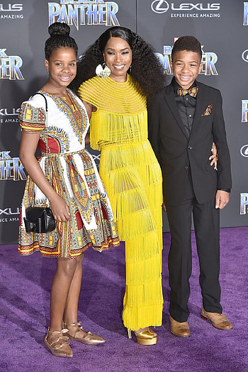 Bronwyn and Slater Vance, Angela Bassett HD phone wallpaper