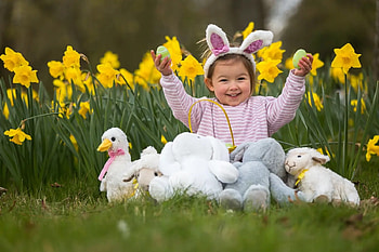 Happy Easter!, bunny, pink, yellow, flower, green, easter, child, copil HD wallpaper