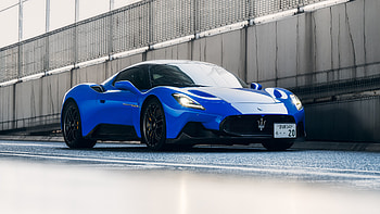 Maserati Mc20 Coupe 2022 2 Cars HD wallpaper