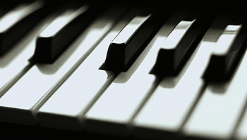 The Pianist (2022) movie HD wallpaper