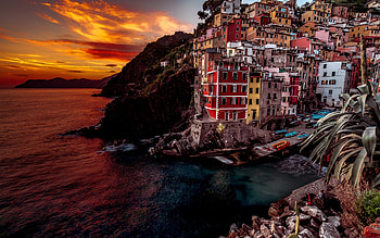 Riomaggiore, evening, sunset, Ligurian coast, Riomaggiore panorama, Riomaggiore cityscape, La Spezia, Italy HD wallpaper