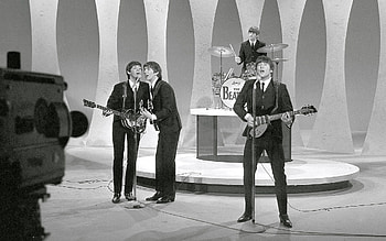 Ringo Starr, Beatle member, John Lennon, Paul McCartney HD wallpaper
