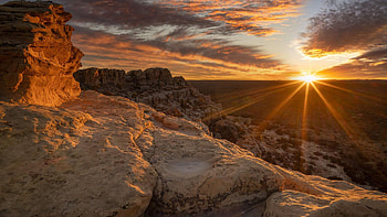 El Mal Pais (The bad Country), New Mexico, landscape, clouds, sky, sun, rocks, mountains, usa, stones HD wallpaper