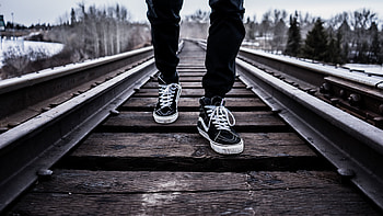 Miscellanea, Miscellaneous, Legs, Sneakers, Railways, Railroads HD wallpaper