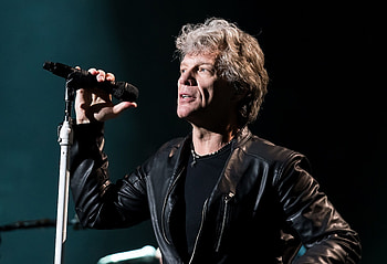 Jon Bon Jovi, Gig cut short, Singer's judgment, Unexpected performance HD wallpaper