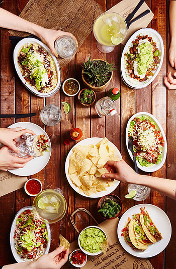 Chipotle, Behance project, Mexican food recipes, Food graphy HD phone wallpaper