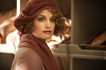Queenie Goldstein Fantastic Beasts , fantastic-beasts-and-where-to-find-them, 2016-movies, movies HD wallpaper