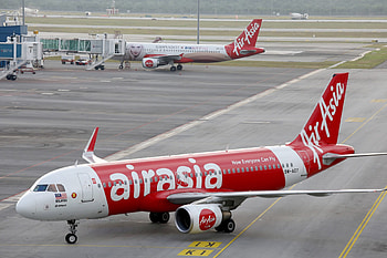 AirAsia Manila to Hong Kong, Flight updates, Omicron concerns, Travel news HD wallpaper