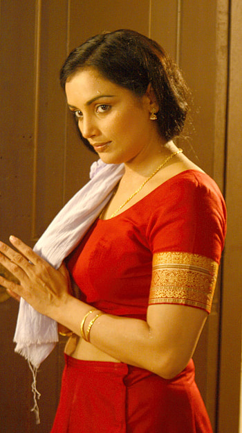 Swetha Menon, sadgamaya, mallu actress HD phone wallpaper