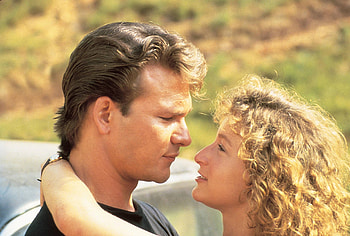 Dirty Dancing, Iconic dance moves, 1980s classic, Memorable soundtracks HD wallpaper