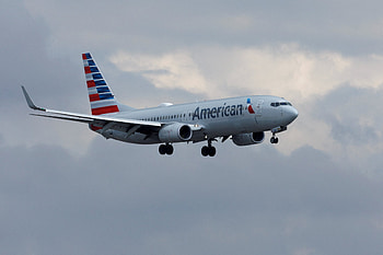 American Airlines, Quarterly loss HD wallpaper