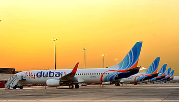 Flydubai (Travels), Dubais international airport, Low-cost airline, Traveling on a budget HD wallpaper