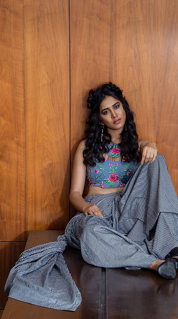 Nabah natesh, telugu actress HD phone wallpaper