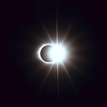 Moon, Dark, Shine, Light, Beams, Rays, Eclipse HD phone wallpaper