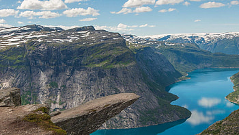Fjord , Posted by Sarah Anderson, Stunning views, Norwegian beauty HD wallpaper