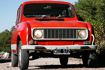 Red Vintage Renault, renault, french, vintage, car HD wallpaper