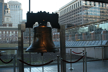 Liberty Bell, Famous, US, USA, Bell, American Independence, Philadelphia, Pennsylvania, Historical HD wallpaper