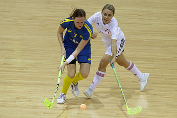 Andersson Erika and Rahel Kaltenrieder, Floorball HD wallpaper