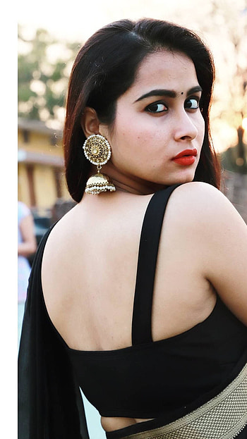 Kanchan bamne, telugu actress, model, sexy gorgeous, black saree HD phone wallpaper