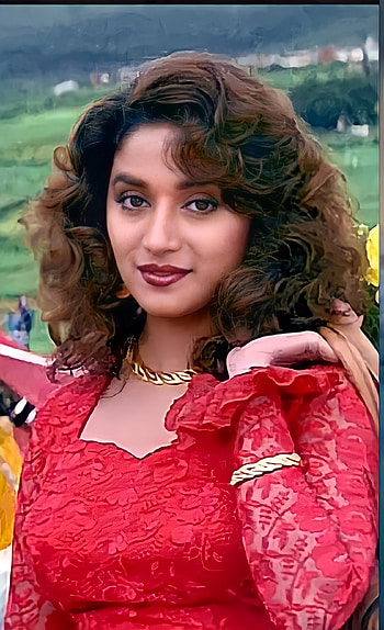 Madhuri Dixit, people_in_nature, lip HD phone wallpaper