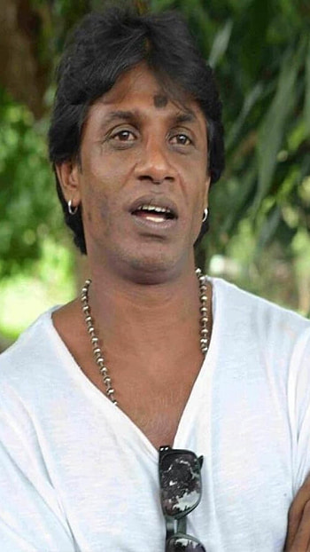 Duniya Vijay, White Tshirt HD phone wallpaper