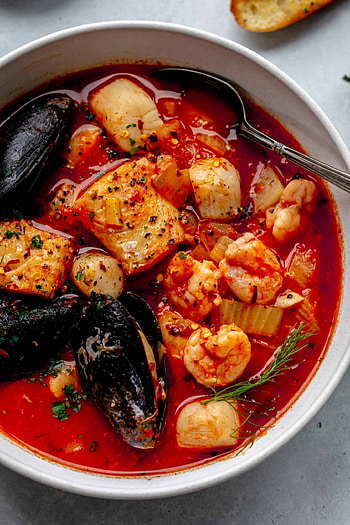 Cioppino Italian seafood stew, Rich flavors, Seafood medley, Comfort food HD phone wallpaper