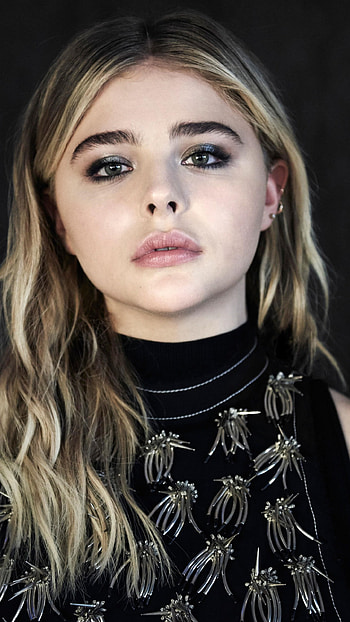 Chole Grace mortez, face, hollywood actress HD phone wallpaper