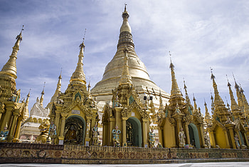 Shwedagon Pagoda, Streets of Yangon, Landmark HD wallpaper