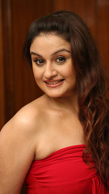 Sonia agrawal, red hot, tamil actress HD phone wallpaper