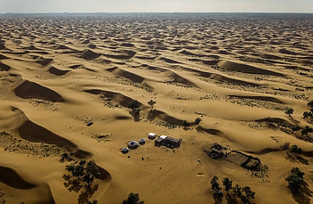 Gobi Desert, Politics of control, Deserts debate, New York Times HD wallpaper