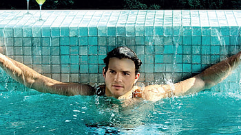 Ashton Kutcher HD wallpaper