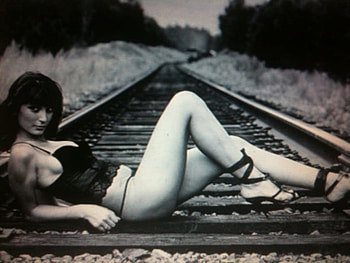 Waiting for a train, sexy, people, woman, legs HD wallpaper