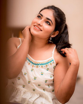 Shruti Selvam, eye, Tamil actress HD phone wallpaper