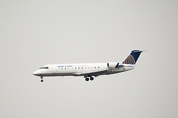 ExpressJet Airlines, Planespotting at LAX, Officer Wayfinder, September 2020 HD wallpaper