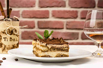 Tiramisu, Authentic Italian recipe, Homemade delight, Irresistible sweetness HD wallpaper