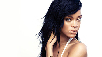 Rihanna, Timeless beauty, Vibrant personality, Trendy fashion HD wallpaper