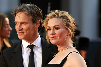 Anna Paquin, Bisexuality, Marriage HD wallpaper