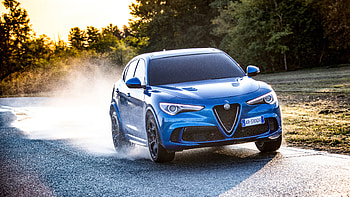 Alfa Romeo Stelvio Quadrifoglio, alfa-romeo-stelvio-quadrifoglio, alfa-romeo, cars, 2017-cars HD wallpaper
