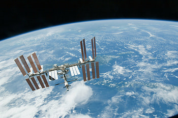 ISS, , High-resolution , Space exploration HD wallpaper
