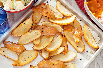 Crispy skins, Irresistible snack, Tasty appetizer, Perfectly seasoned HD wallpaper
