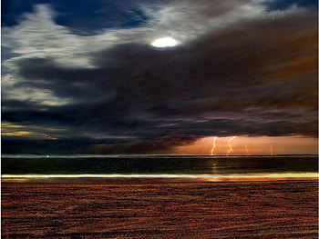 Vilano Inlet Moon and Lightning, lightning, moon, inlet, vilano HD wallpaper
